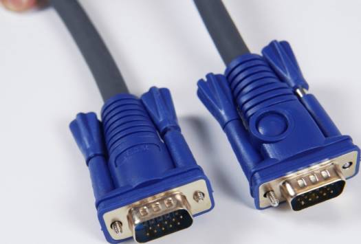 كابل VGA إلى VGA لشاشة الكمبيوتر بطول 1.8 متر